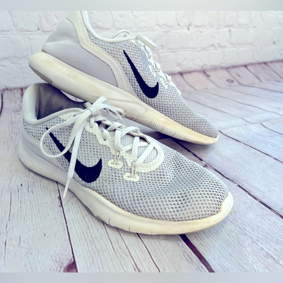 Nike Women's Flex Trainer 7‎ Running Shoe - Picture 1 of 8
